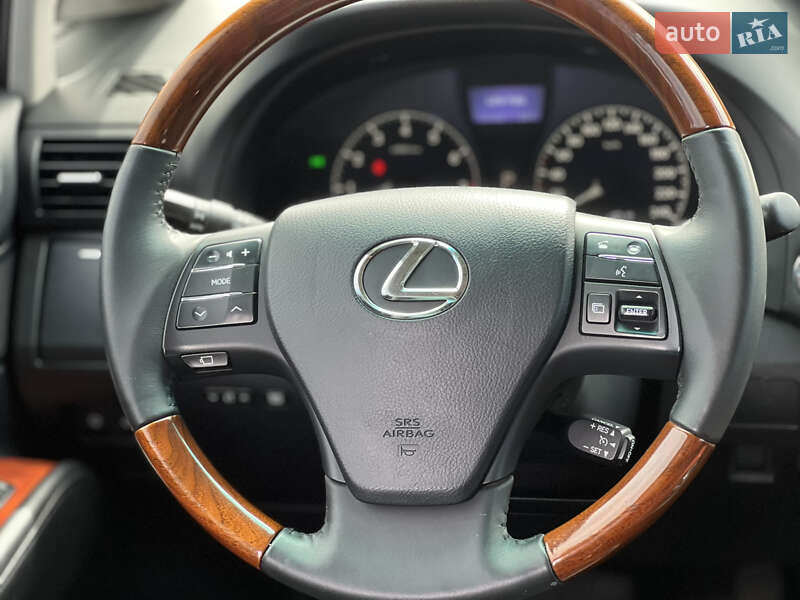 Внедорожник / Кроссовер Lexus RX 2009 в Киеве