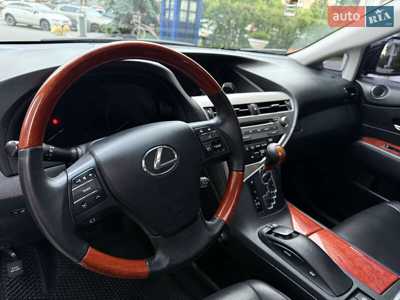 Внедорожник / Кроссовер Lexus RX 2010 в Киеве