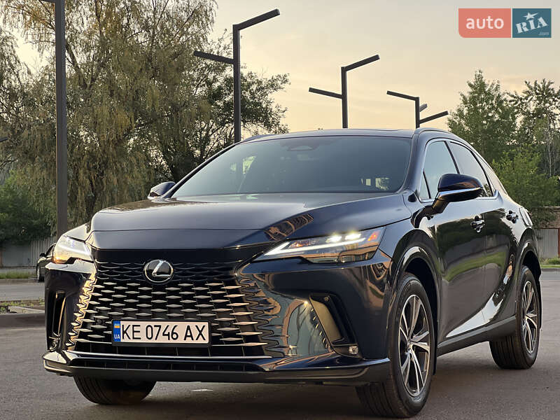 Lexus RX 2023