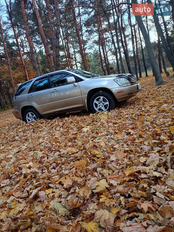 Внедорожник / Кроссовер Lexus RX 2002 в Балте