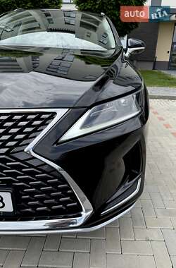 Внедорожник / Кроссовер Lexus RX 2020 в 