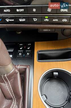 Внедорожник / Кроссовер Lexus RX 2020 в 