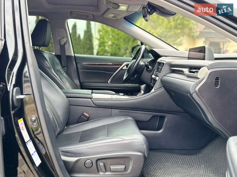 Позашляховик / Кросовер Lexus RX 2017 в Києві
