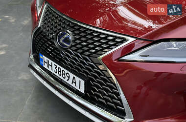 Внедорожник / Кроссовер Lexus RX 2021 в 