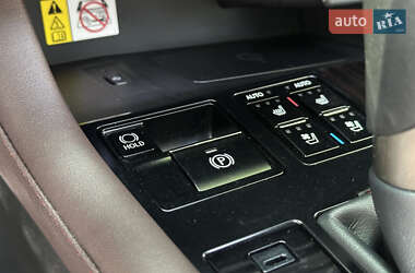 Внедорожник / Кроссовер Lexus RX 2021 в 