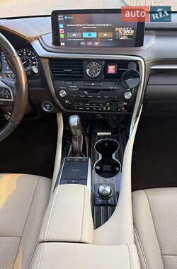 Внедорожник / Кроссовер Lexus RX 2020 в 