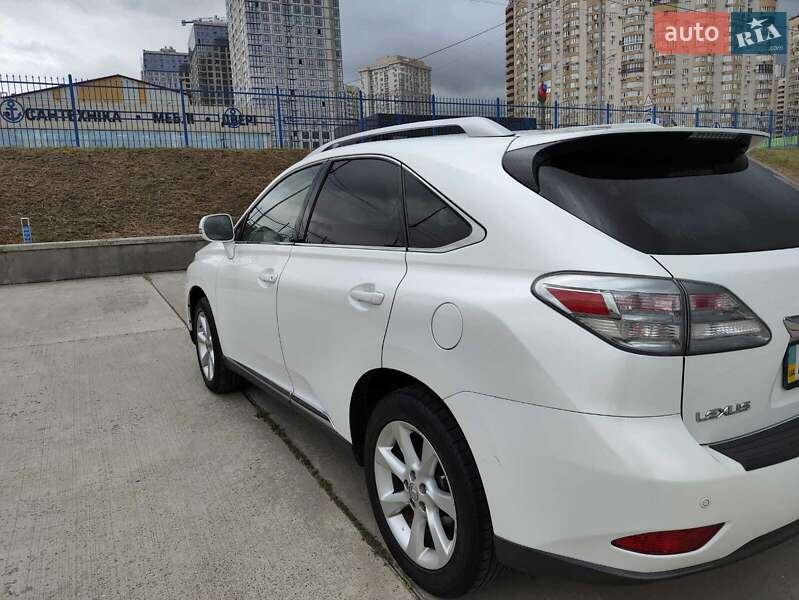 Внедорожник / Кроссовер Lexus RX 2010 в Киеве