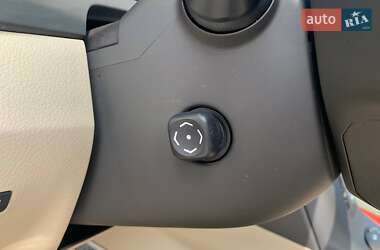 Внедорожник / Кроссовер Lexus RX 2010 в 
