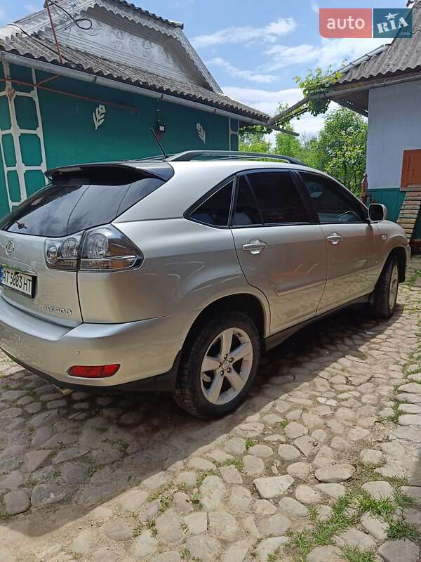 Позашляховик / Кросовер Lexus RX 2005 в Косові