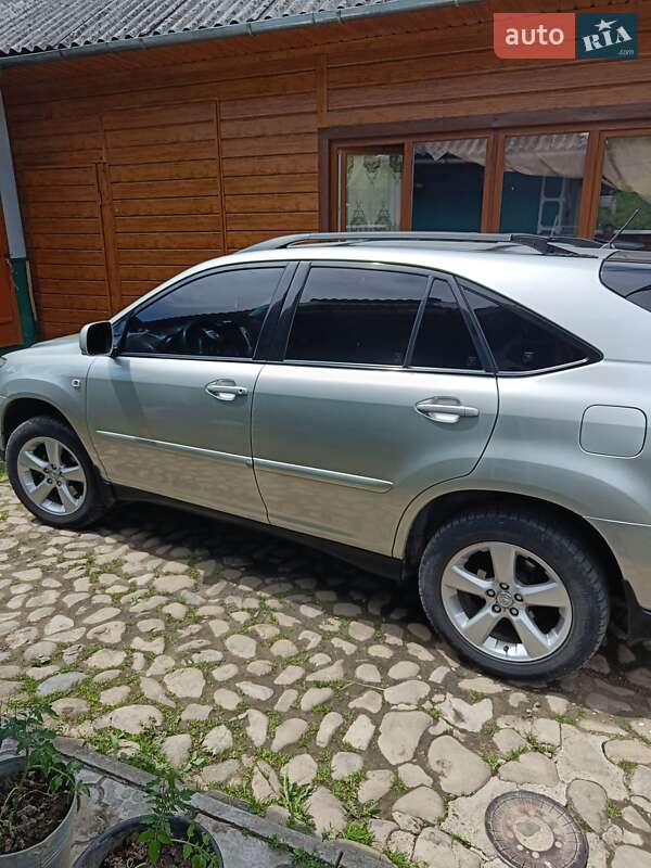 Позашляховик / Кросовер Lexus RX 2005 в Косові