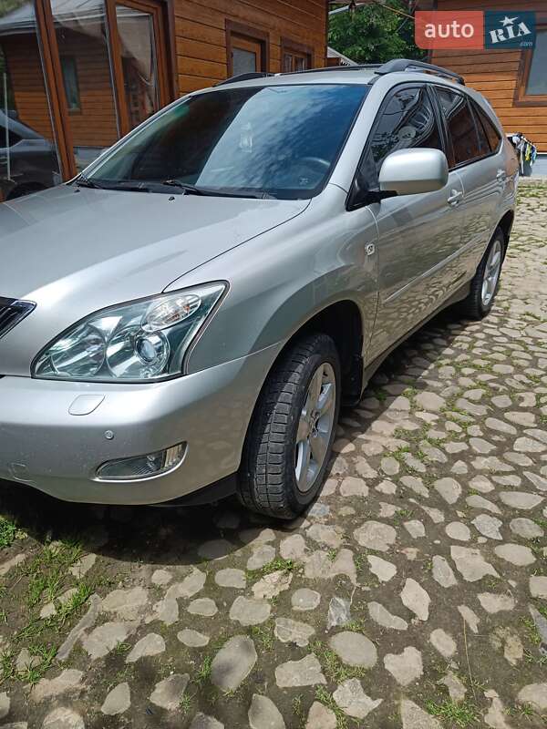 Внедорожник / Кроссовер Lexus RX 2005 в Косове
