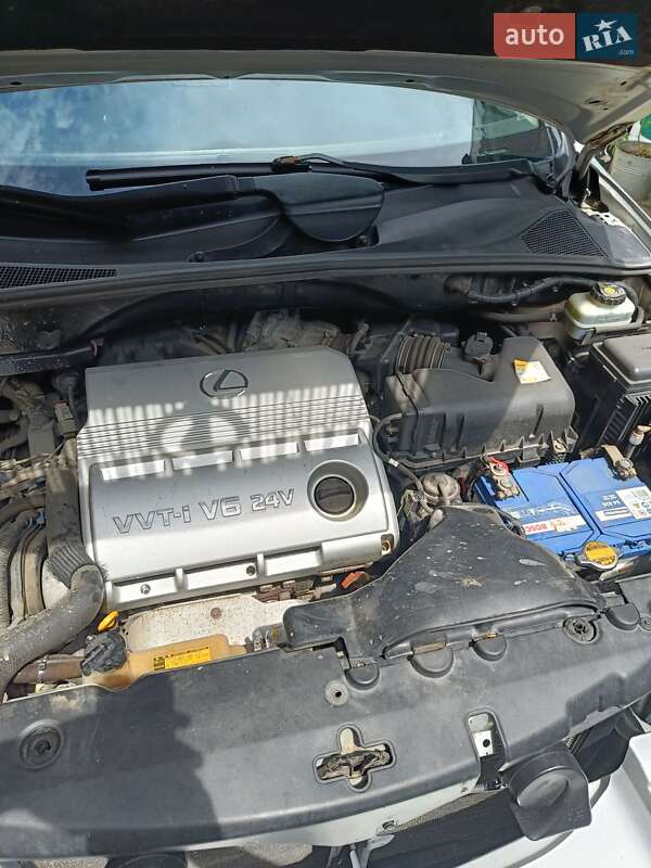 Позашляховик / Кросовер Lexus RX 2005 в Косові