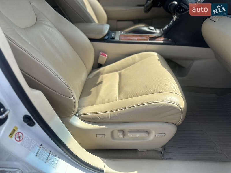 Позашляховик / Кросовер Lexus RX 2013 в Києві