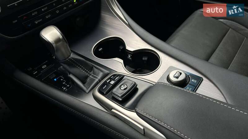 Внедорожник / Кроссовер Lexus RX 2017 в Львове