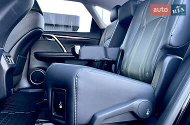 Внедорожник / Кроссовер Lexus RX 2019 в 