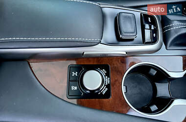 Внедорожник / Кроссовер Lexus RX 2019 в 