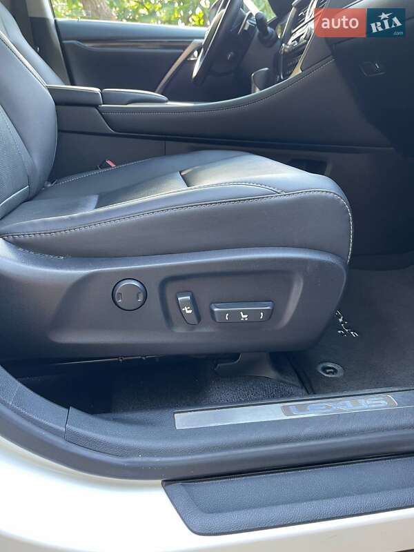Позашляховик / Кросовер Lexus RX 2020 в Києві фото 10 Позашляховик / Кросовер Lexus RX 2020 в Києві