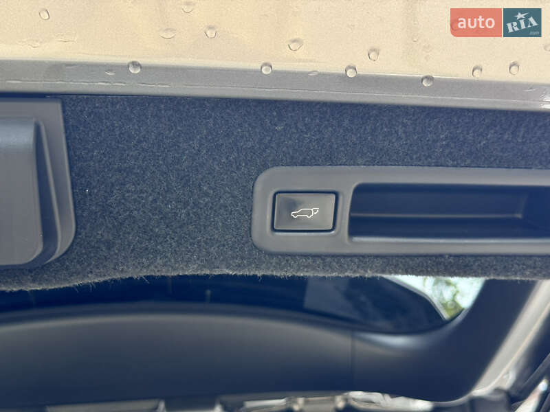 Позашляховик / Кросовер Lexus RX 2018 в Києві