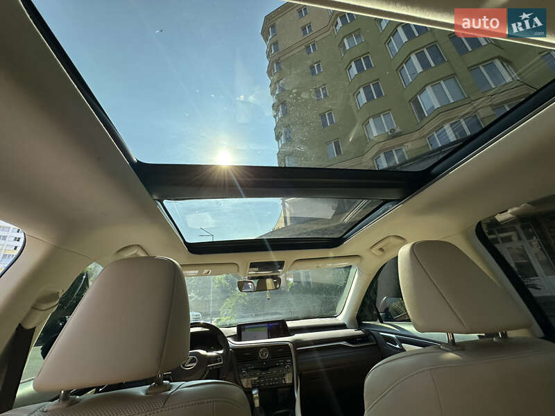 Позашляховик / Кросовер Lexus RX 2019 в Києві