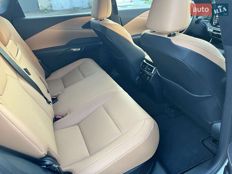 Внедорожник / Кроссовер Lexus RX 2024 в Василькове