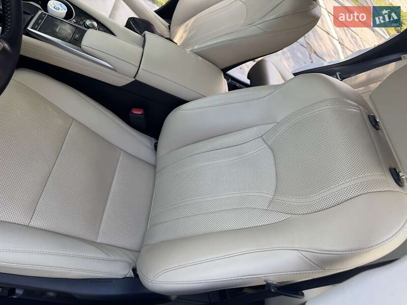 Позашляховик / Кросовер Lexus RX 2022 в Києві