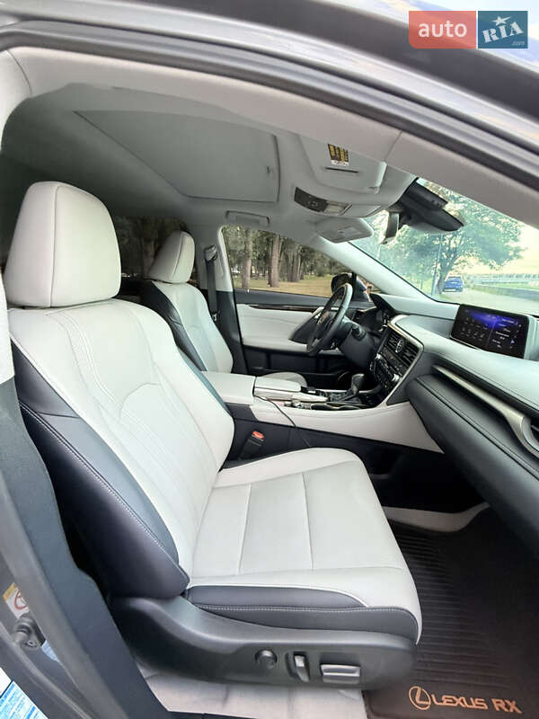 Внедорожник / Кроссовер Lexus RX 2017 в Киеве