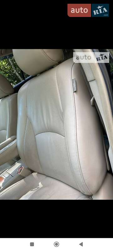Внедорожник / Кроссовер Lexus RX 2005 в Черновцах