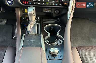 Внедорожник / Кроссовер Lexus RX 2021 в 