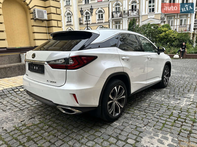 Внедорожник / Кроссовер Lexus RX 2016 в Киеве