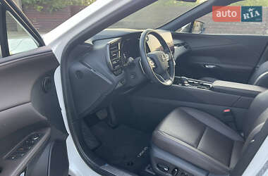 Внедорожник / Кроссовер Lexus RX 2024 в 