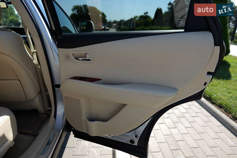 Внедорожник / Кроссовер Lexus RX 2009 в Измаиле