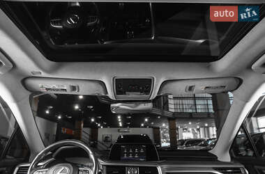 Внедорожник / Кроссовер Lexus RX 2019 в 