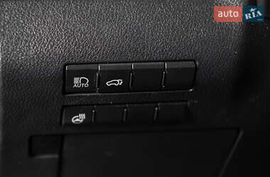 Внедорожник / Кроссовер Lexus RX 2019 в 