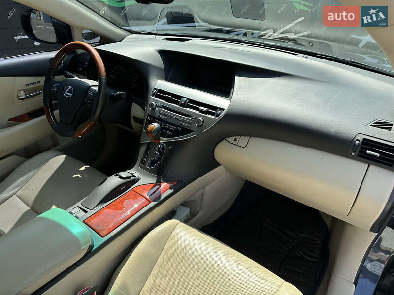 Позашляховик / Кросовер Lexus RX 2010 в Києві
