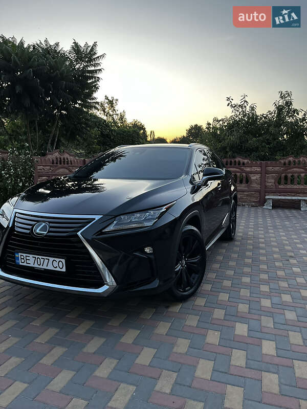 Внедорожник / Кроссовер Lexus RX 2018 в Первомайске