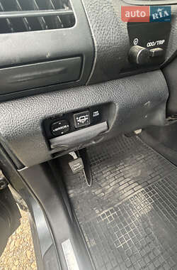 Внедорожник / Кроссовер Lexus RX 2005 в 