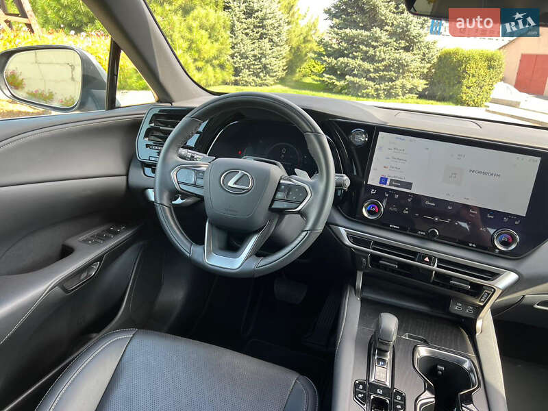 Позашляховик / Кросовер Lexus RX 2023 в Дніпрі фото 59 Позашляховик / Кросовер Lexus RX 2023 в Дніпрі