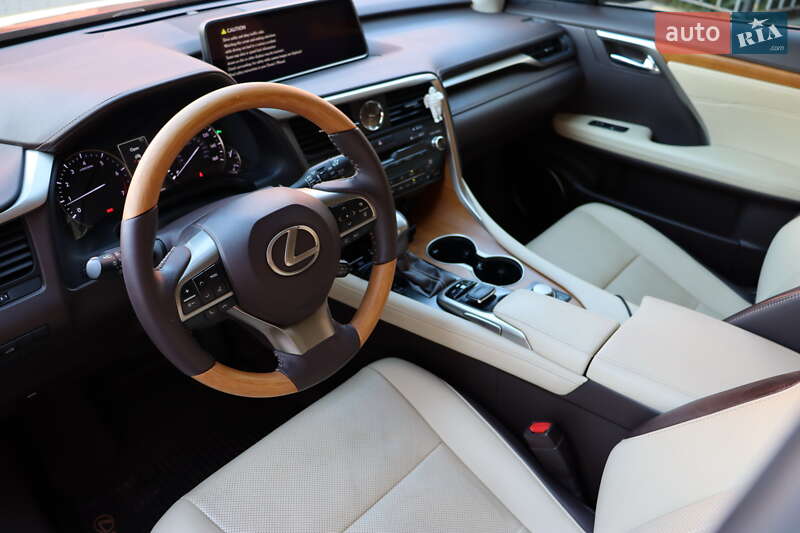 Внедорожник / Кроссовер Lexus RX 2018 в Львове