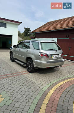 Внедорожник / Кроссовер Lexus RX 2001 в 
