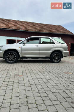 Внедорожник / Кроссовер Lexus RX 2001 в 