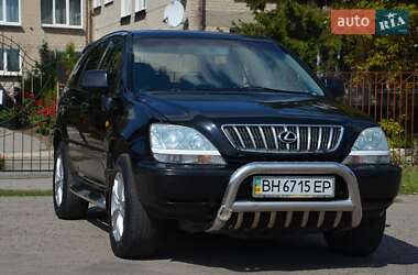 Внедорожник / Кроссовер Lexus RX 2000 в 