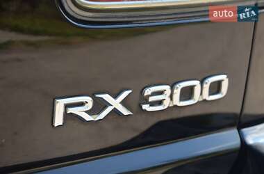 Внедорожник / Кроссовер Lexus RX 2000 в 