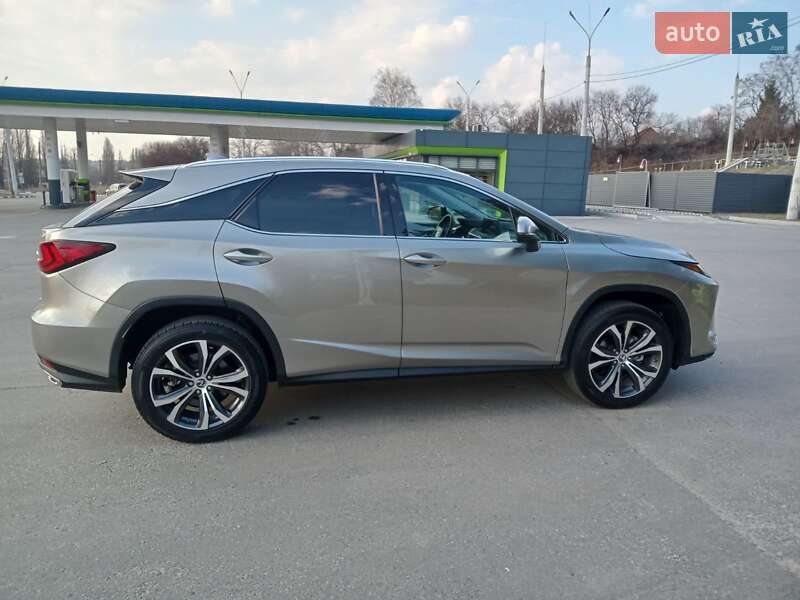 Lexus RX 2020