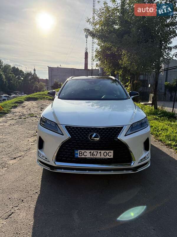 Внедорожник / Кроссовер Lexus RX 2021 в 