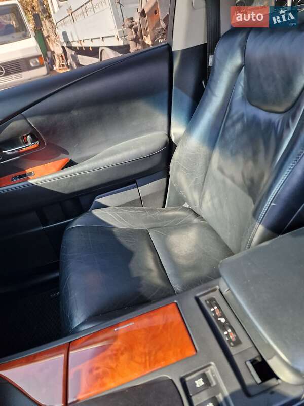 Внедорожник / Кроссовер Lexus RX 2010 в Киеве