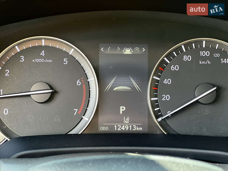 Внедорожник / Кроссовер Lexus RX 2017 в Ужгороде