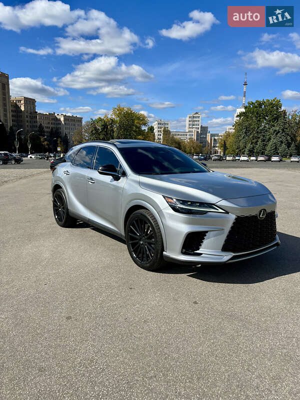 Lexus RX 2023