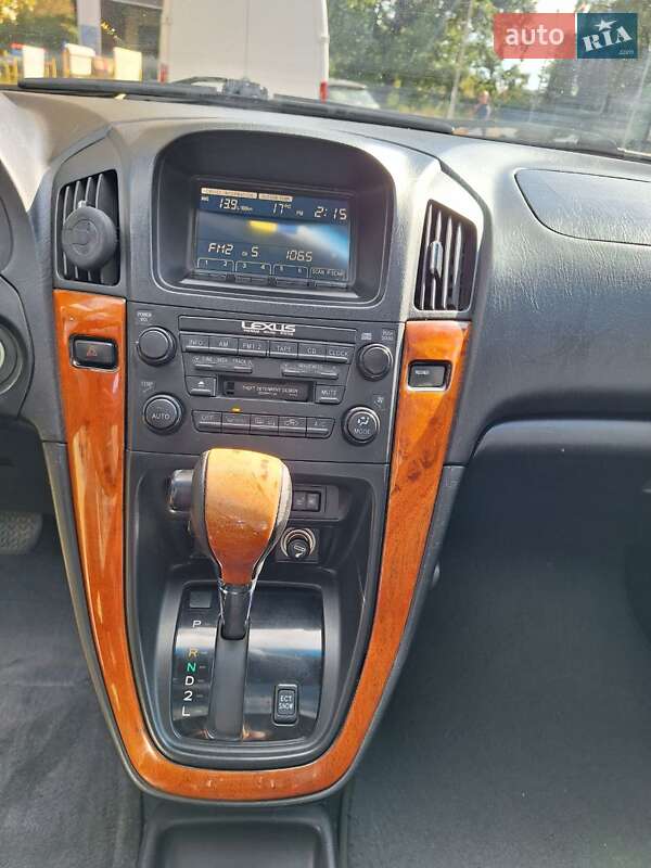 Внедорожник / Кроссовер Lexus RX 2002 в Киеве