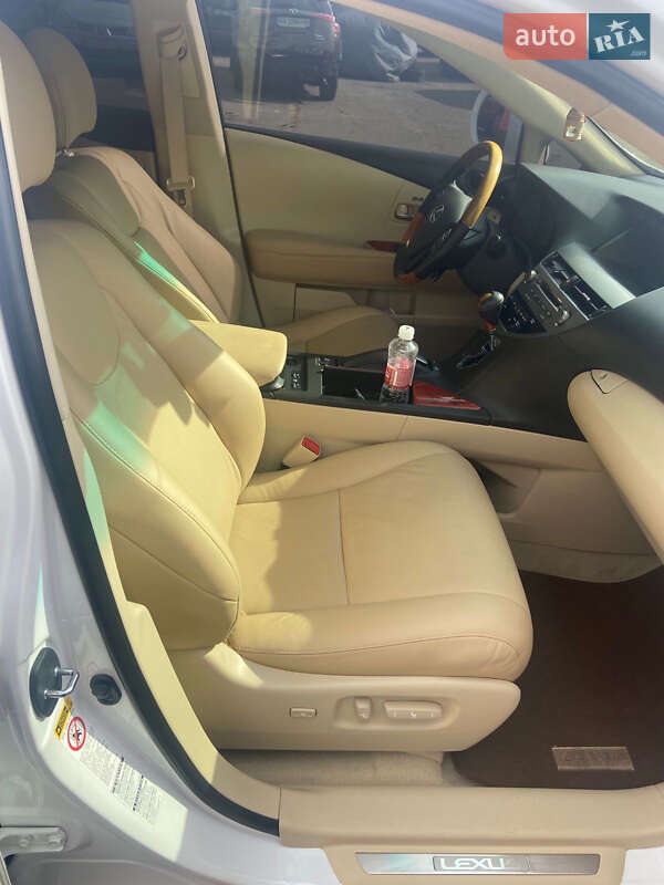 Внедорожник / Кроссовер Lexus RX 2010 в Харькове