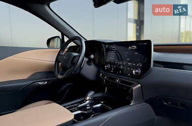 Внедорожник / Кроссовер Lexus RX 2023 в 